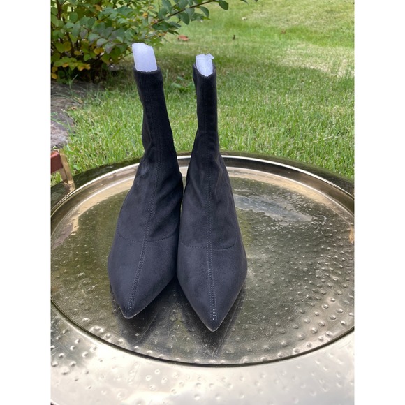 Lulus Shoes - Lulus Black Sock Booties Pointed Toe Block Heel Ankle Boots Shoes 8.5